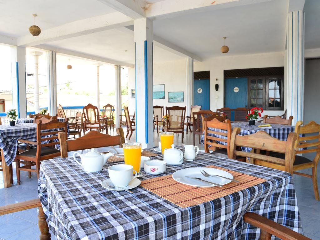 Hotel Happy Tuna Hikkaduwa Luaran gambar