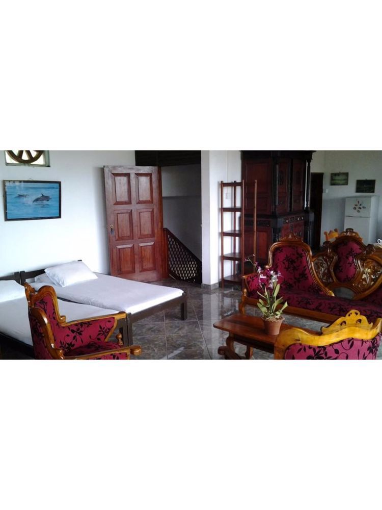 Hotel Happy Tuna Hikkaduwa Luaran gambar
