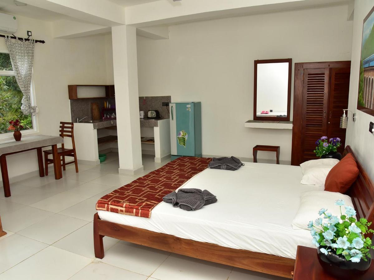 Hotel Happy Tuna Hikkaduwa Luaran gambar