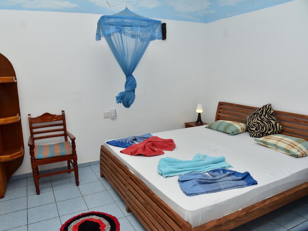 Hotel Happy Tuna Hikkaduwa Luaran gambar